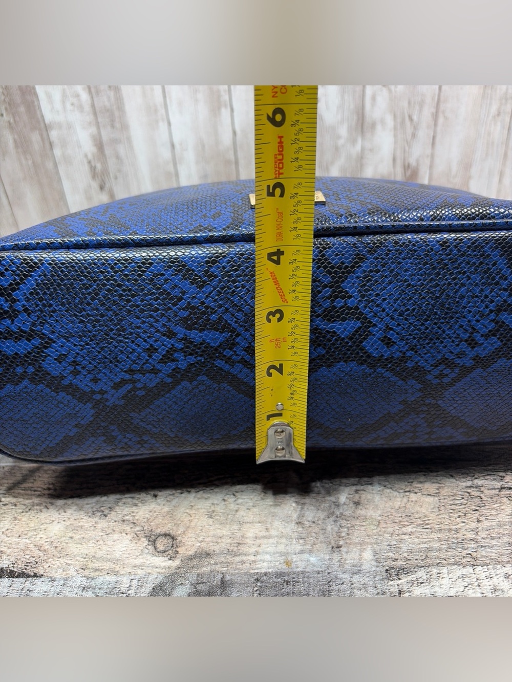 CARLOS by Carlos Santana Blue Python Print Handbag Crossbody Bag - Picture 10 of 16